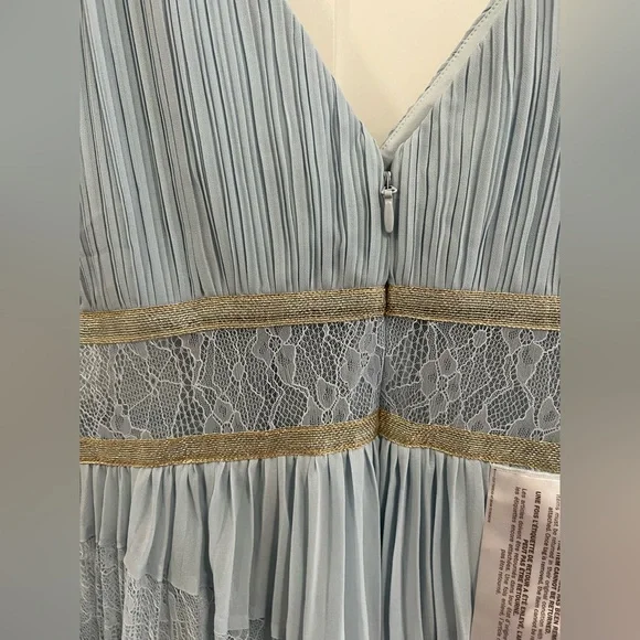 BCBG MAXAZRIA- light crystal blue gown - Picture 5 of 8